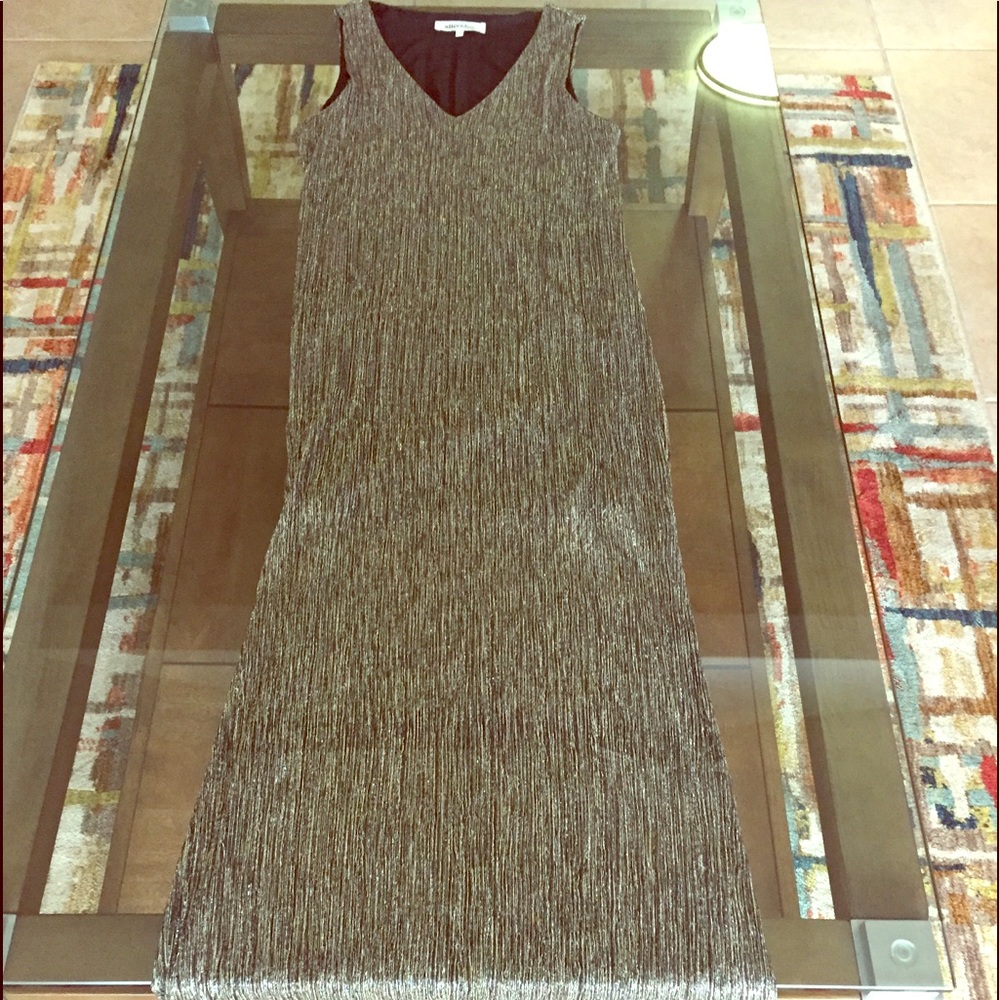 Maxi dress. Sleeveless. Small